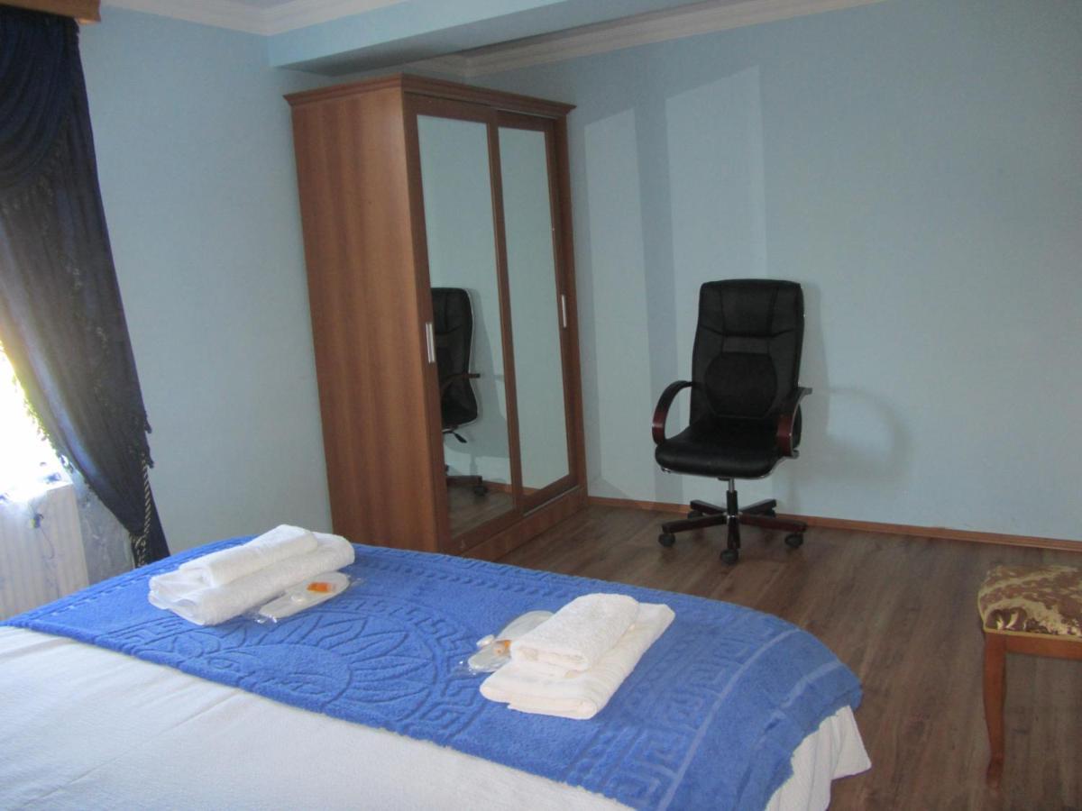 Blue Guest House Samtredia ภายนอก รูปภาพ