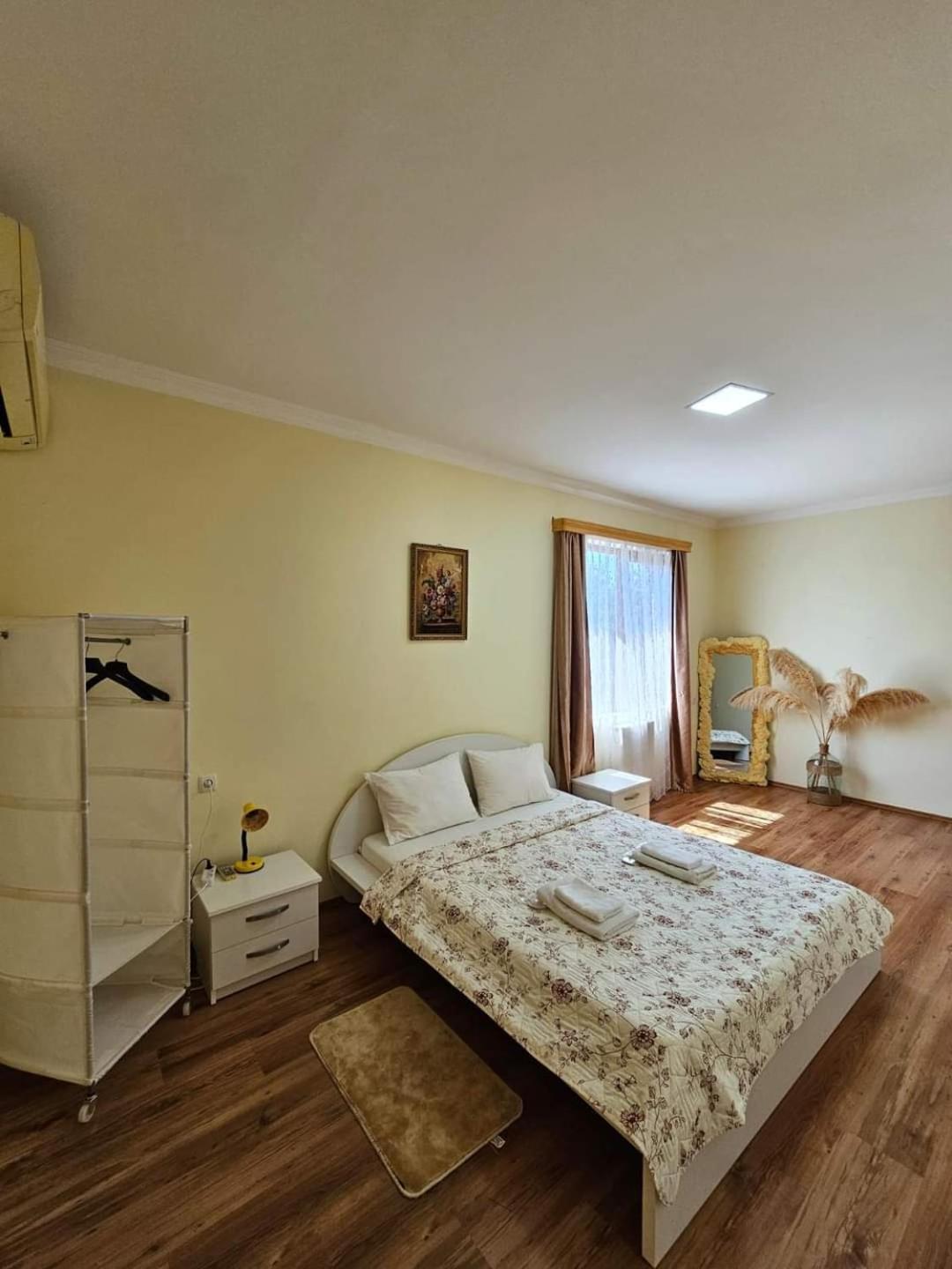 Blue Guest House Samtredia ภายนอก รูปภาพ